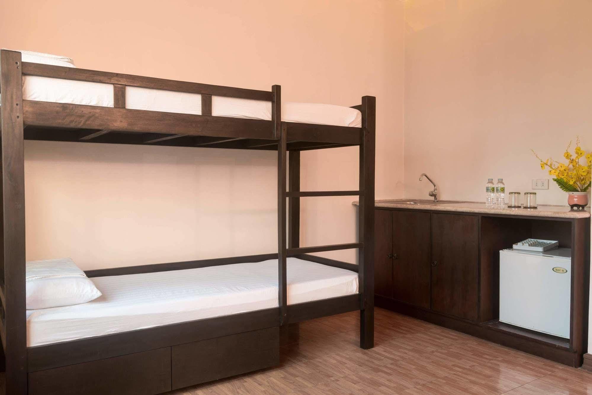 Oftana Suites Mandaue-stad Buitenkant foto